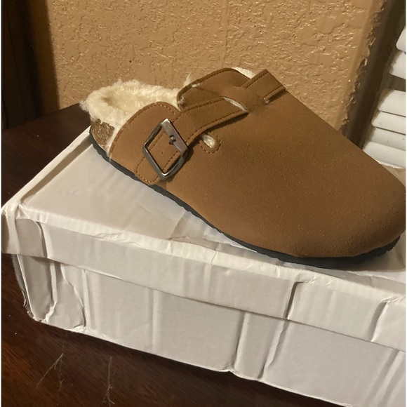 Womens slides - Picture 2 of 5